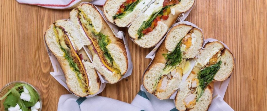 Bagel Corner, Restaurant in Houssen