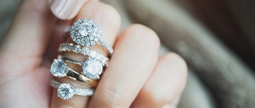 So Or, Juwelier in Houssen